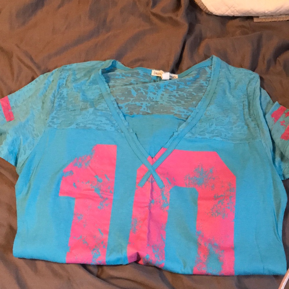 Like new t-shirt